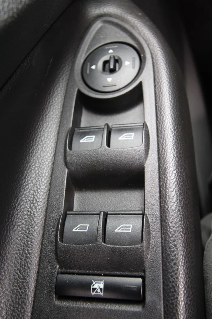Used 2013 Frosted Glass Ford SE image 20