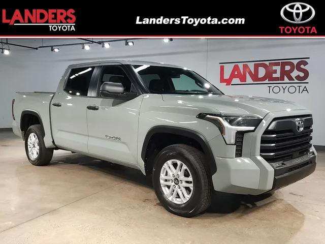 2025 Toyota Tundra 4WD SR5