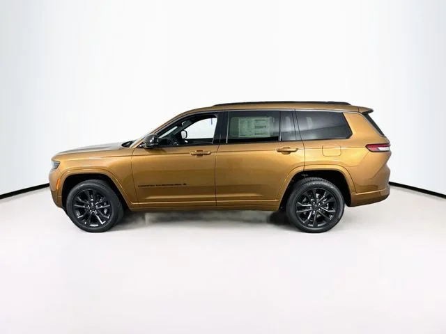 New 2026 Copper Shino Metallic Clear-Coat Exterior Paint Jeep Limited image 4