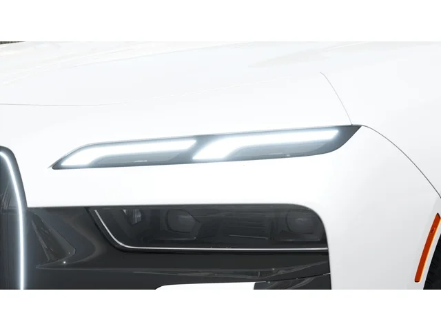 New 2026 Mineral White Metallic BMW 740i xDrive image 6