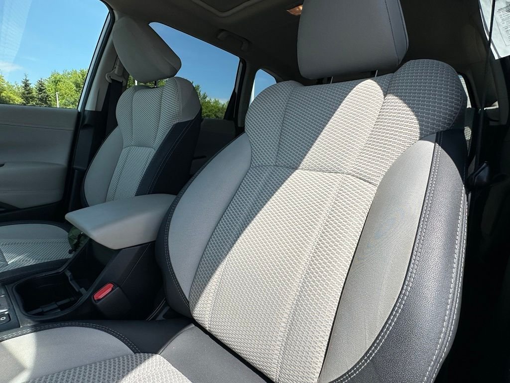 Used 2020 White Subaru Premium image 14