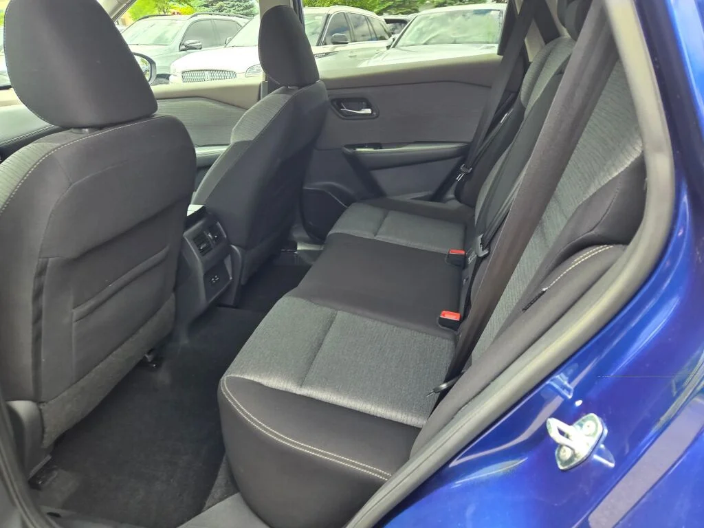 Used 2021 Blue Nissan SV image 14