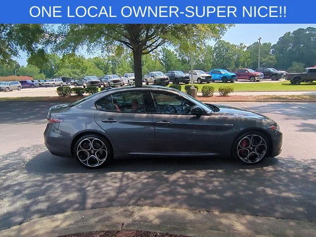 Used 2024 Gray Alfa Romeo Veloce image 6
