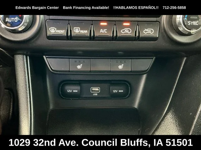 Used 2021 Red Kia LX image 22