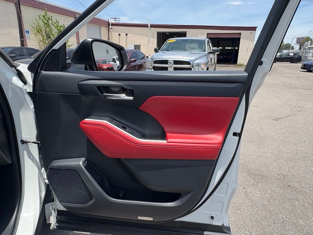 2021 Toyota Highlander XSE - Photo 18