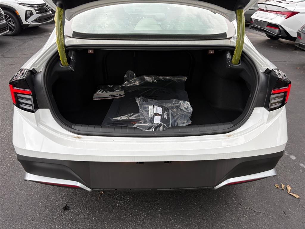 New 2026 Serenity White Pearl Hyundai SE image 14