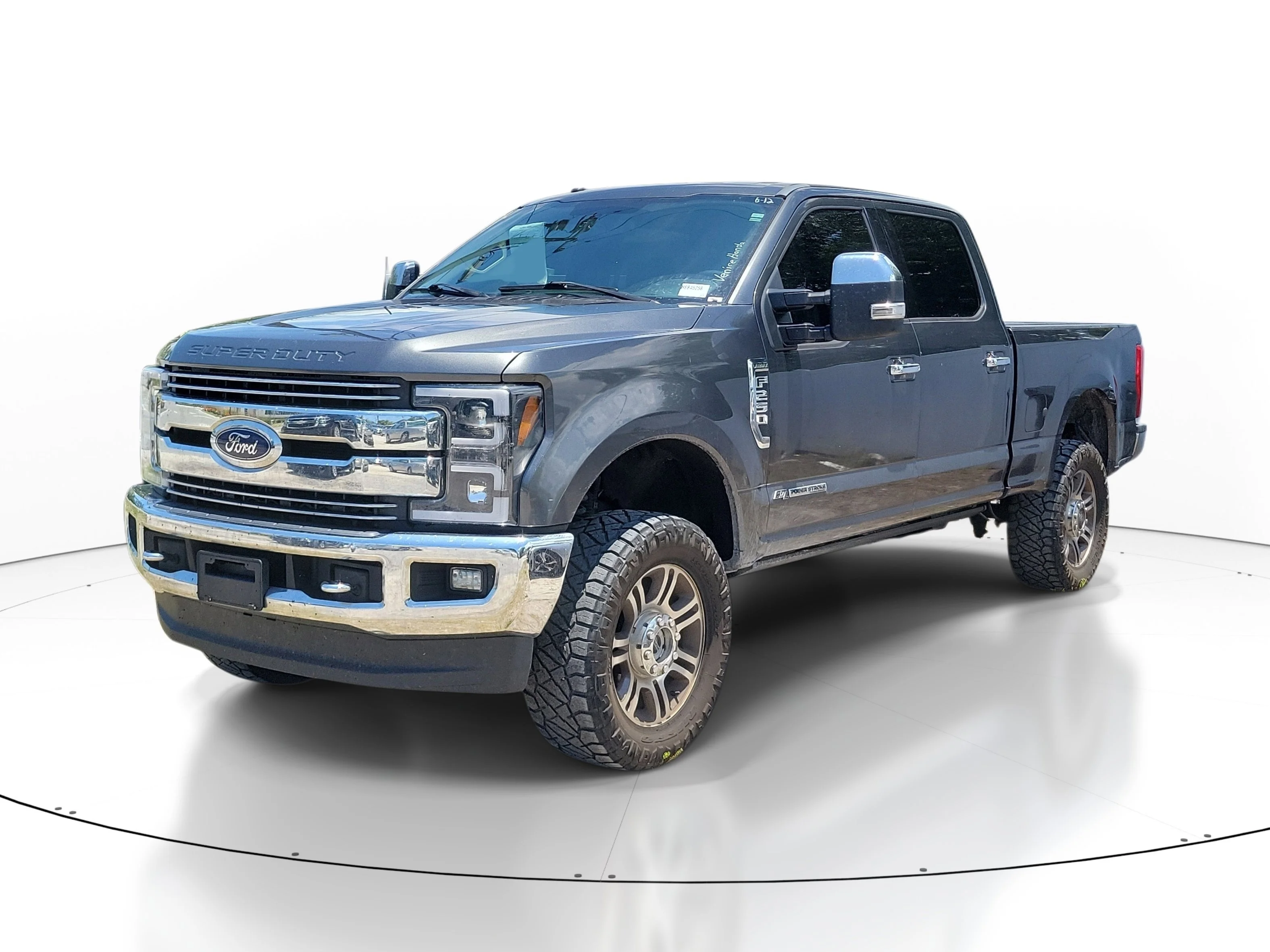 Used 2017 Magnetic Ford Lariat image 2