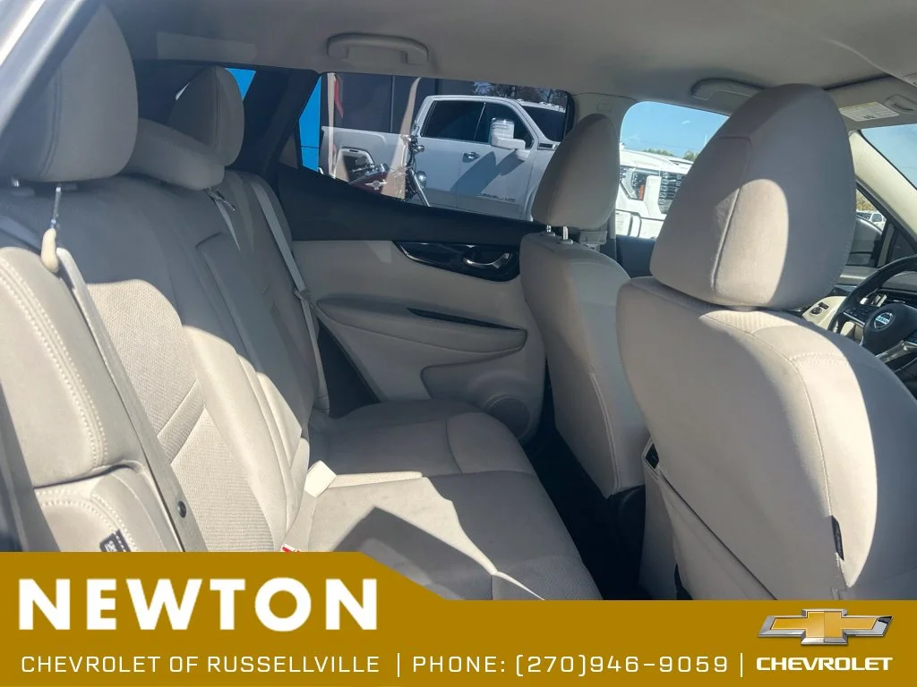 Used 2020 Silver Nissan SV image 9