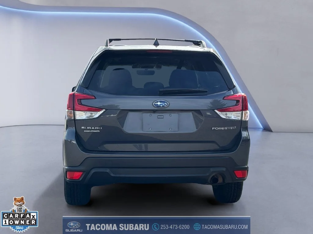 Used 2021 Gray Subaru Premium image 4