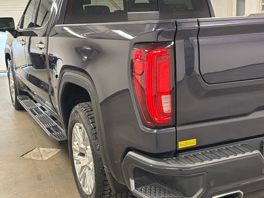 Used 2024 Silver GMC Denali image 17