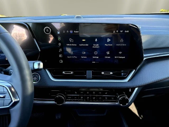 2027 Chevrolet Equinox LT - Photo 6