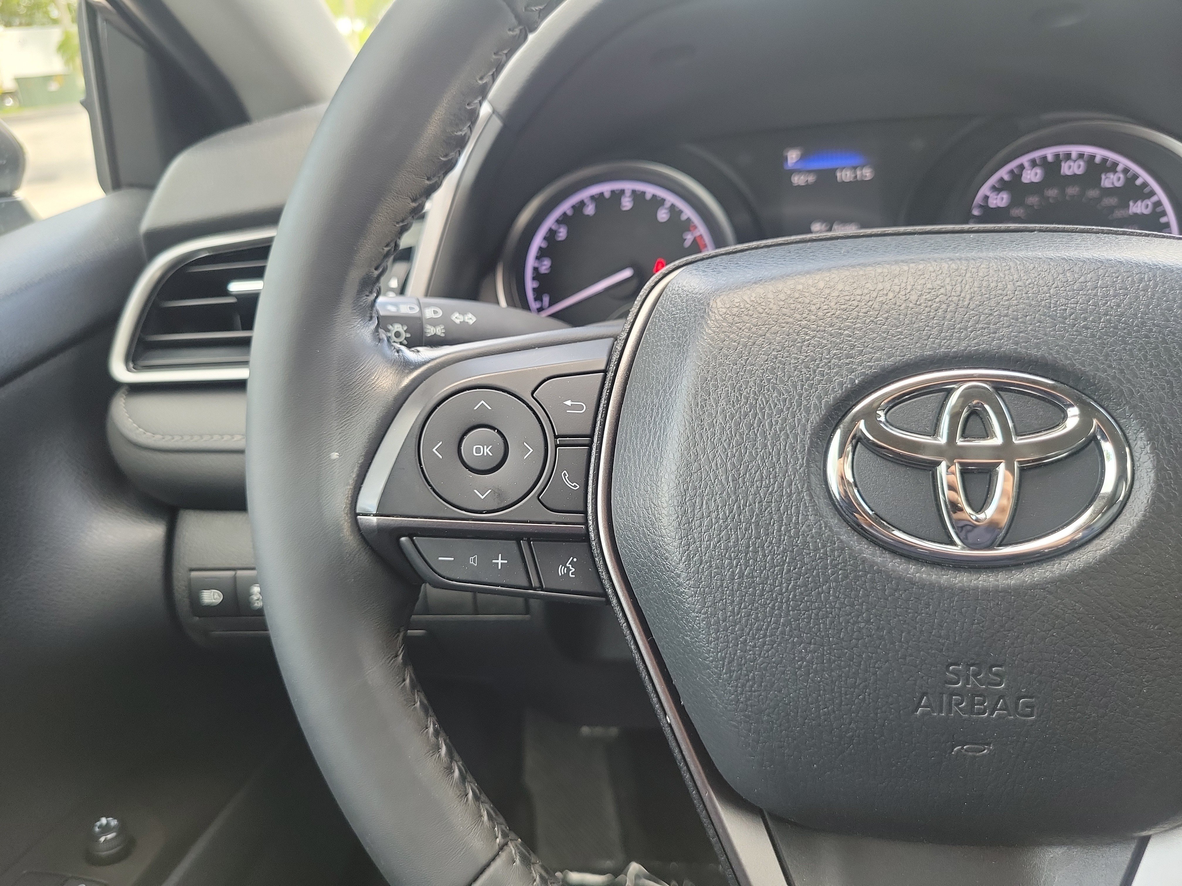 Used 2024 Predawn Gray Mica Toyota SE image 19
