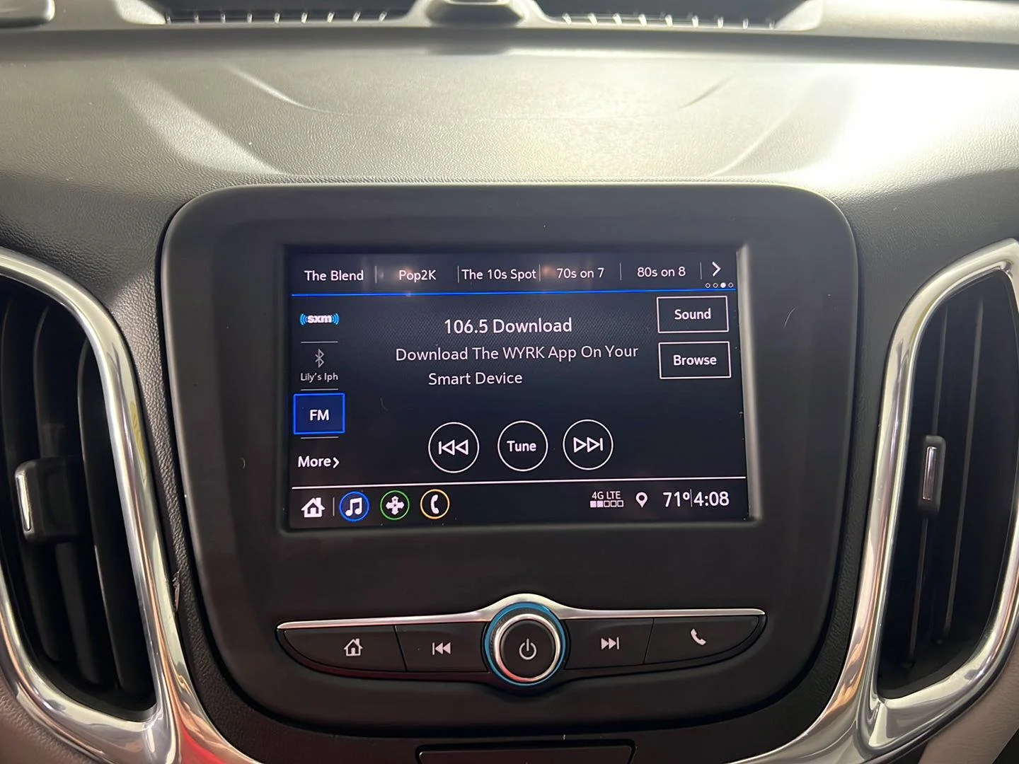 Used 2020 CAYENNE ORANGE METALLIC Chevrolet LT image 42