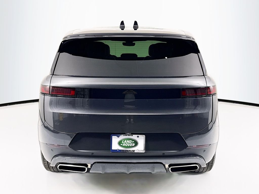 Used 2024 Carpathian Grey Premium Metallic Land Rover SE image 6
