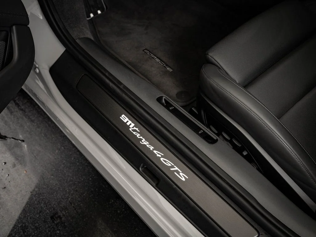 Used 2022 Chalk Porsche Targa 4 GTS image 57