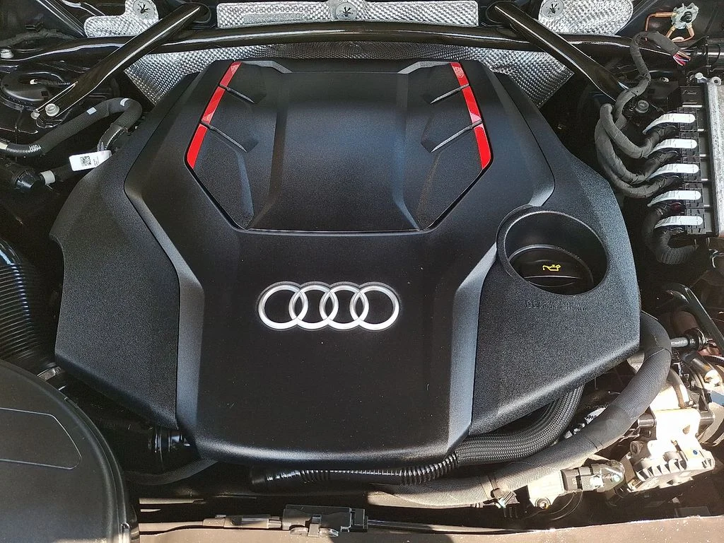 Used 2023  Audi Premium Plus image 25