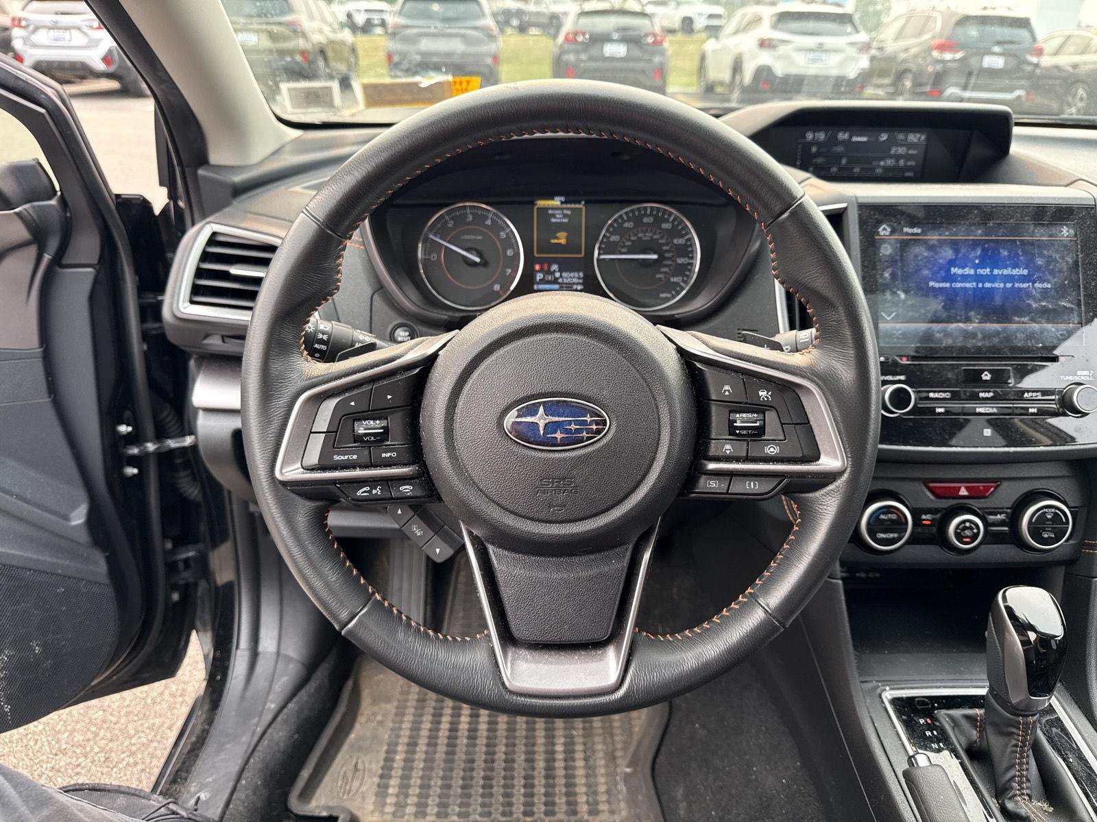 Used 2021 Crystal Black Silica Subaru Limited image 10