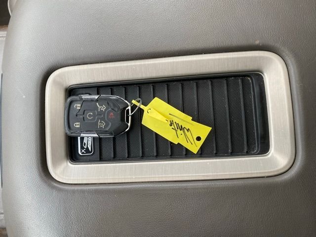 Used 2018 White GMC Denali image 25