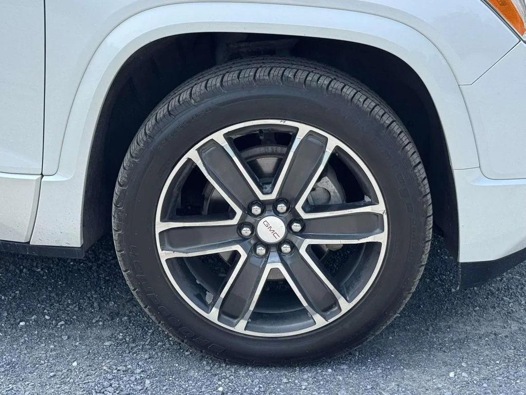 Used 2017 White GMC Denali image 13
