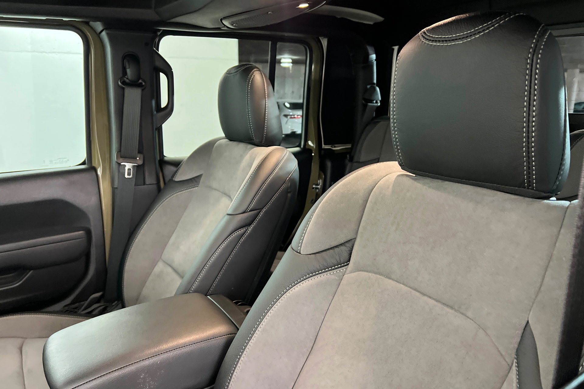 New 2025 41 Exterior Paint Jeep Sport S image 17