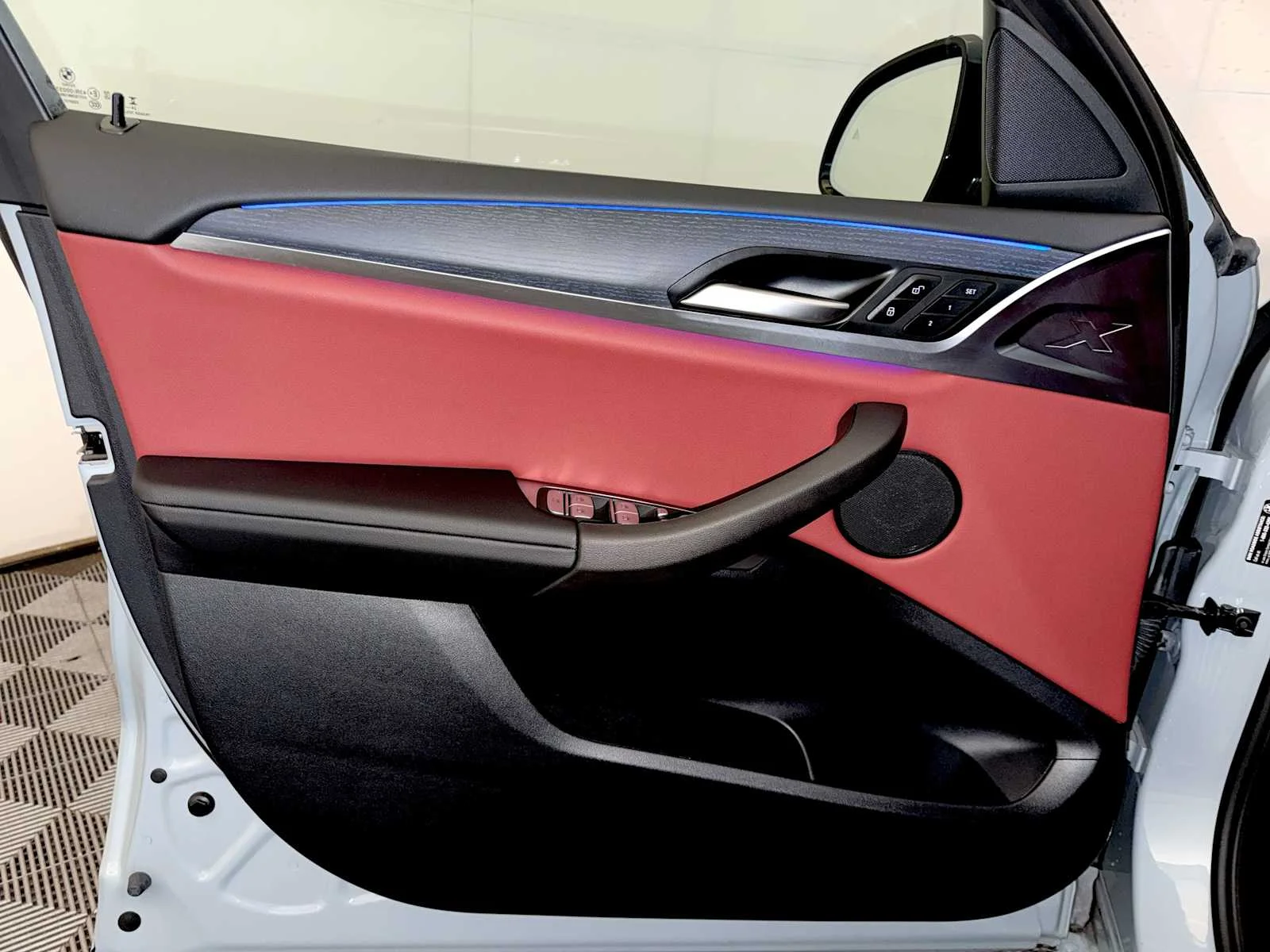 2025 BMW X4 30i - Photo 11