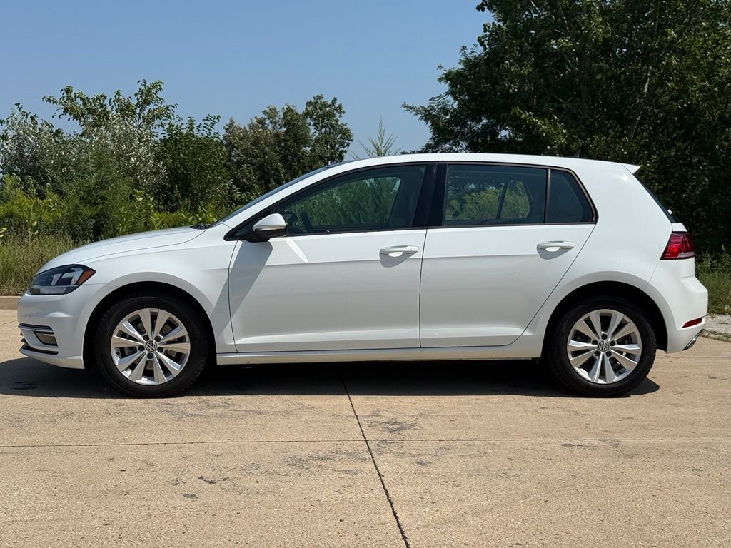 Used 2019 White Volkswagen  image 2