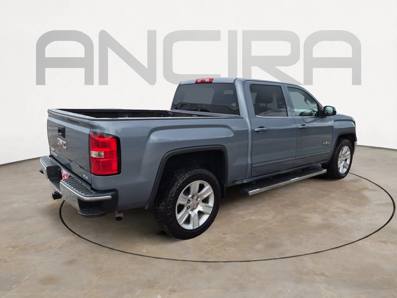 Used 2015 Light Steel Gray Metallic GMC SLE image 10