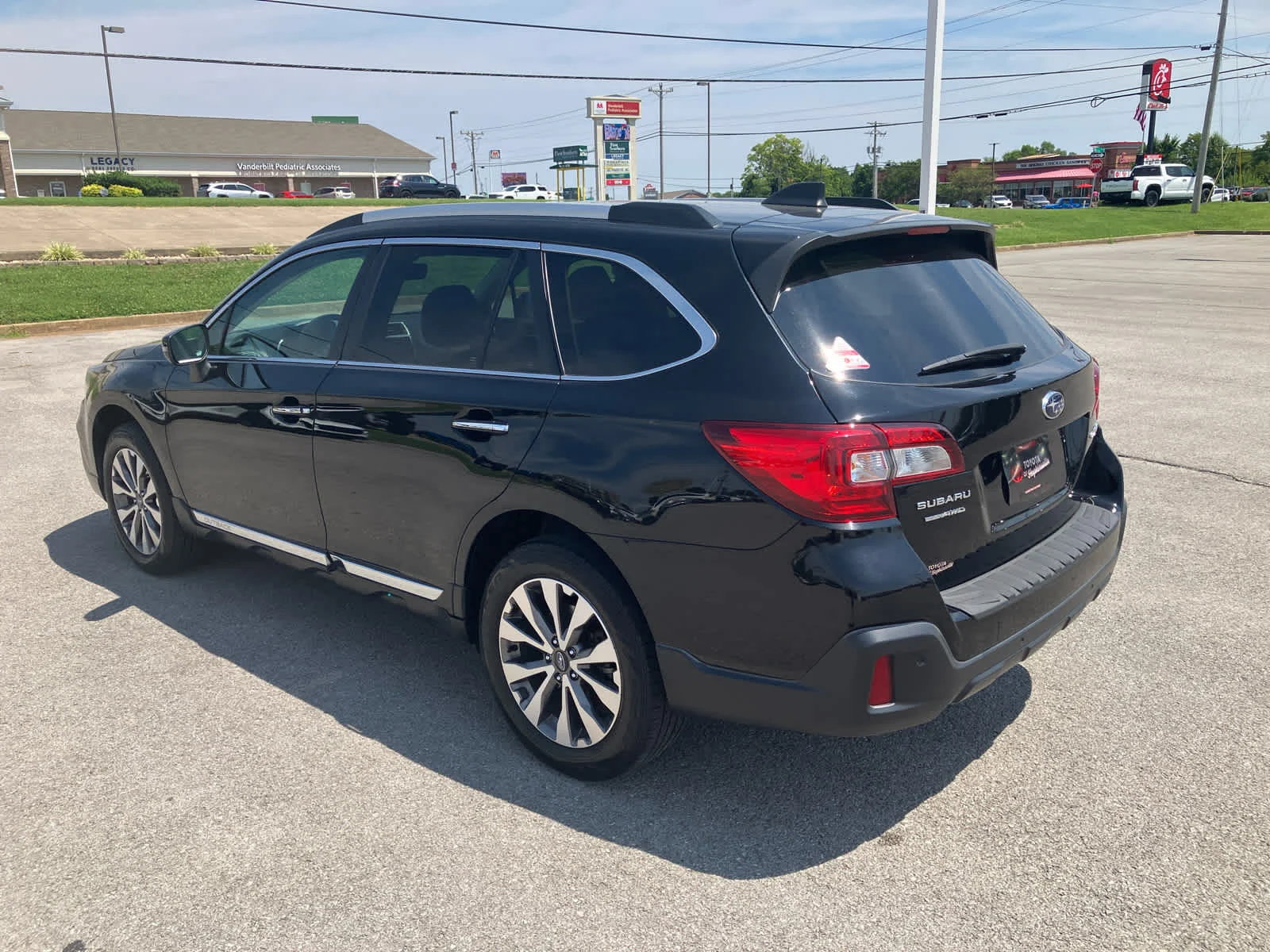 Used 2019 Crystal Black Silica Subaru Touring image 5