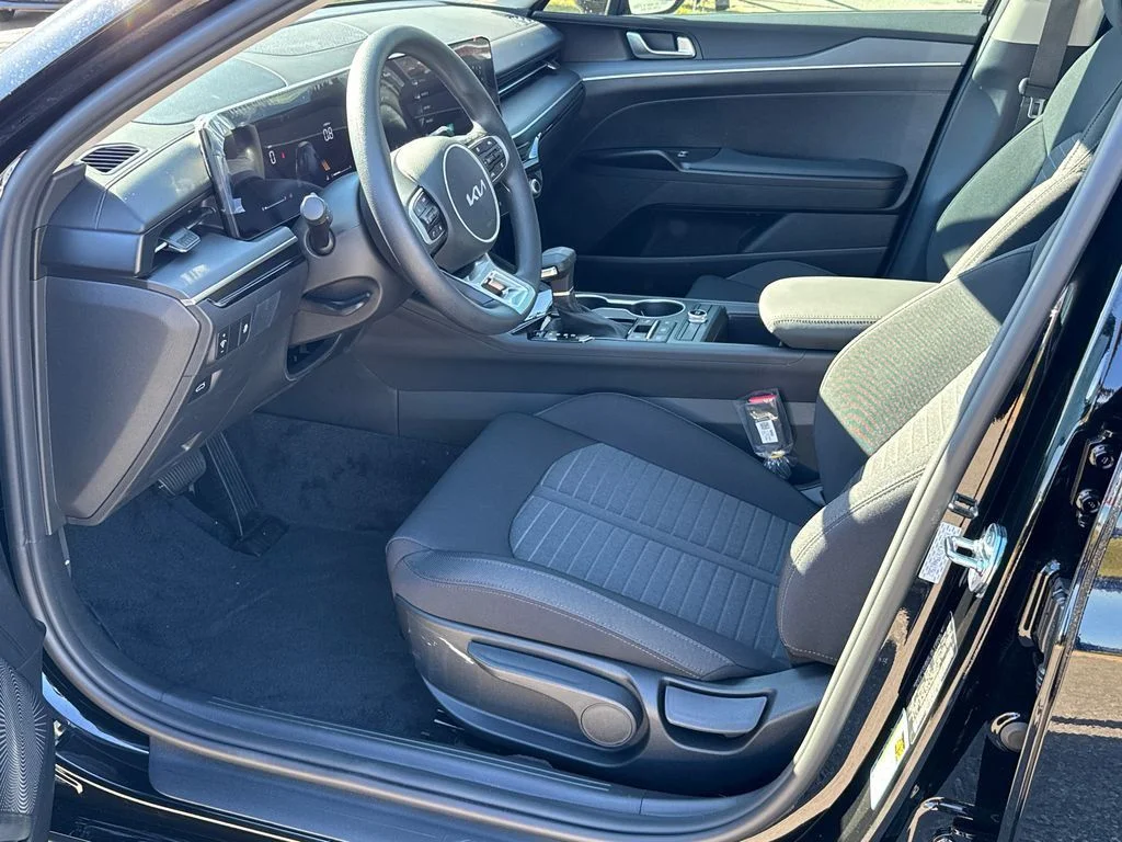 New 2026 Black Kia LXS image 9