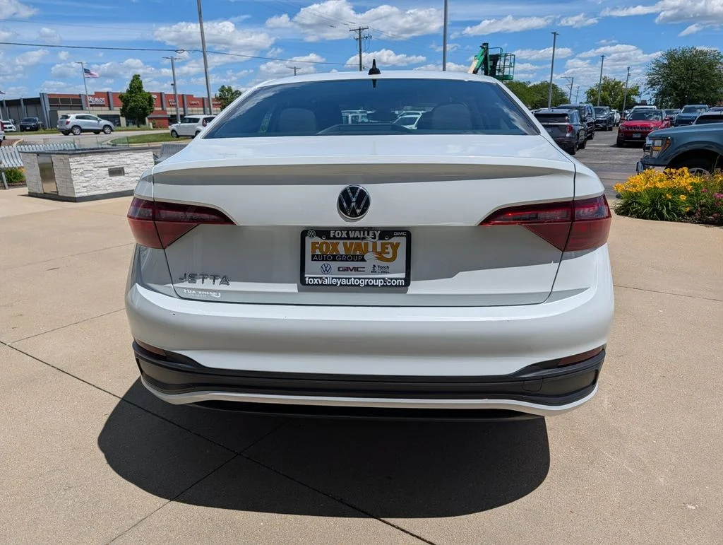Certified Used 2023 White Volkswagen 1.5T S image 4
