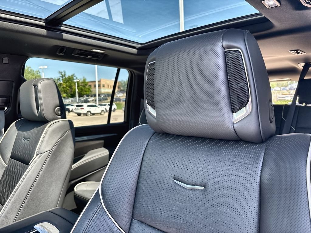 2026 Cadillac Escalade ESV Sport - Photo 61