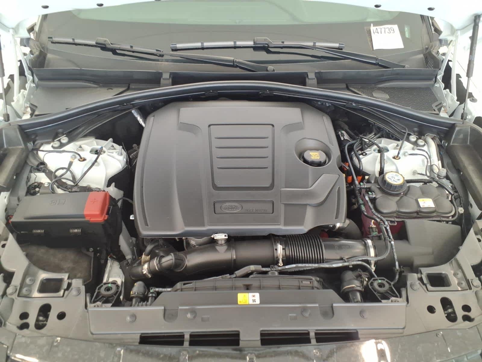 New 2026 Fuji White Land Rover Dynamic SE image 19