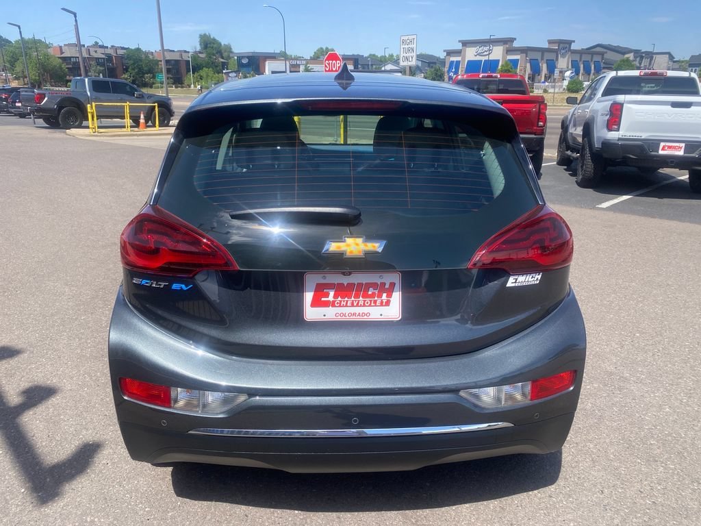 Used 2020 NIGHTFALL GRAY METALLIC Chevrolet LT image 4