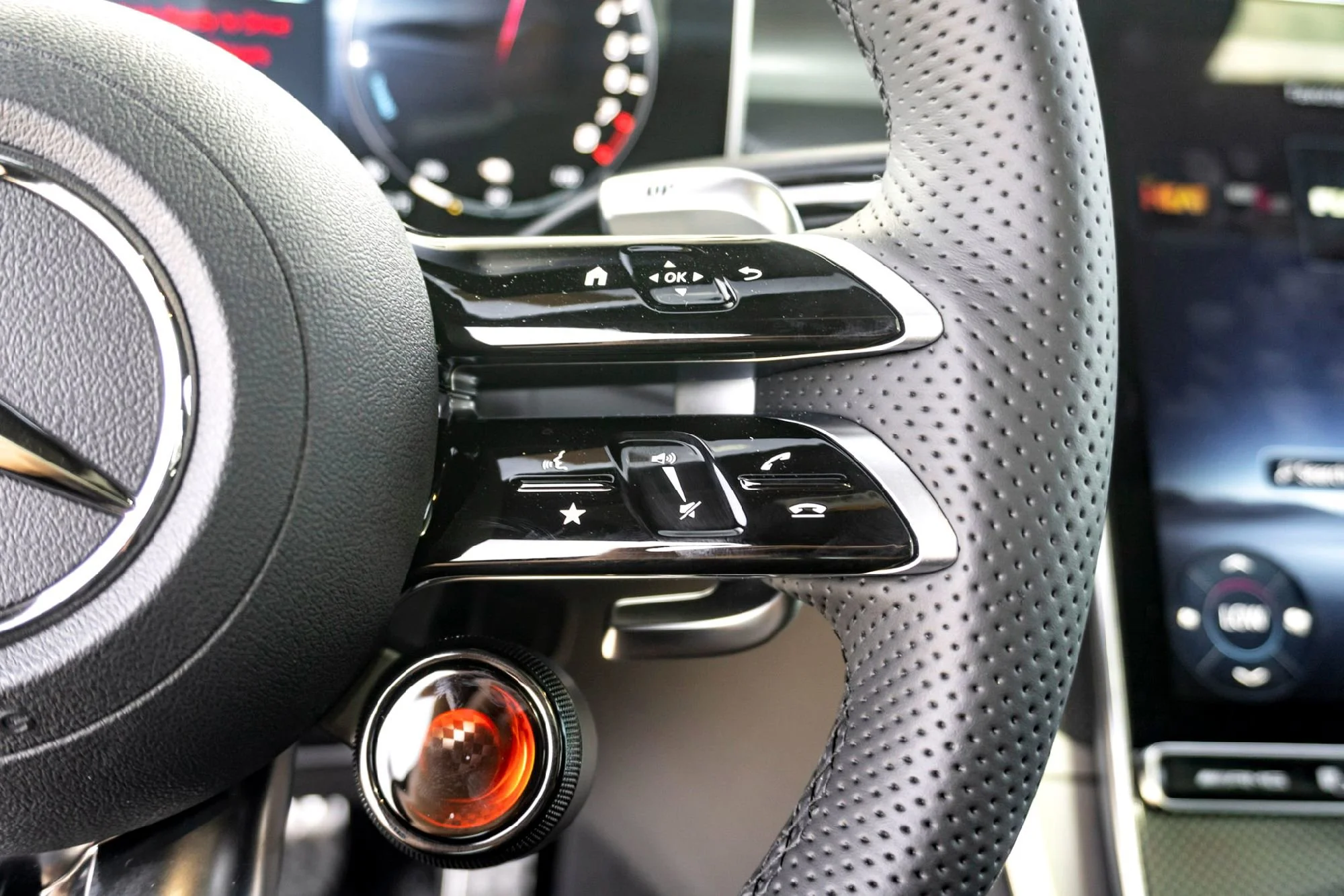New 2025 Manufaktur Moon Mercedes-Benz AMG® GLC 63 S E Performance image 14