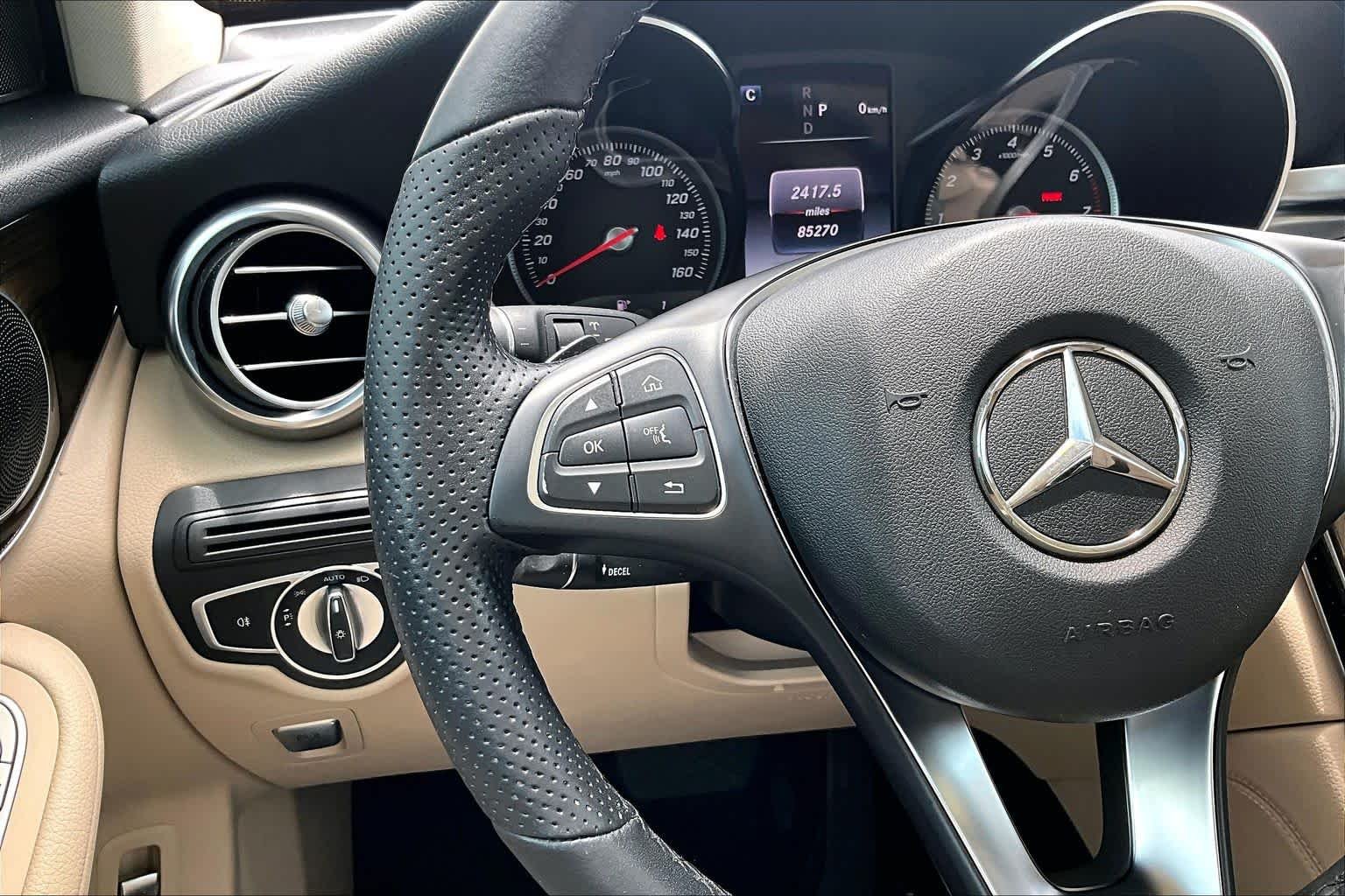 Used 2019 designo Cardinal Red Metallic Mercedes-Benz GLC 300 image 21