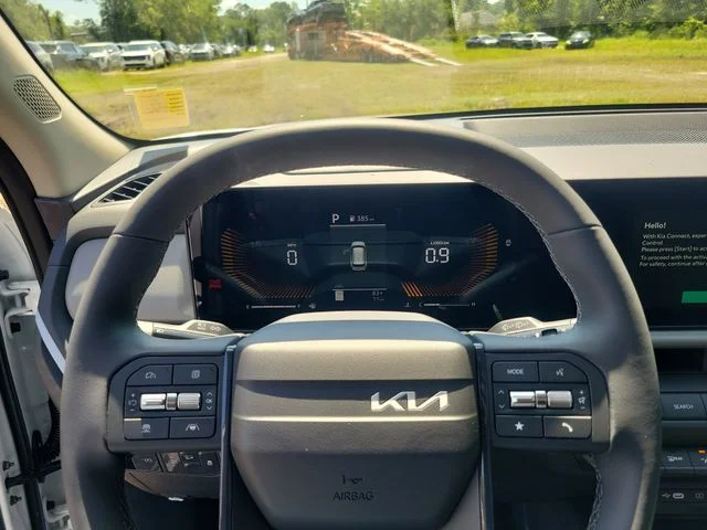 New 2027 Snow White Pearl Kia S image 21