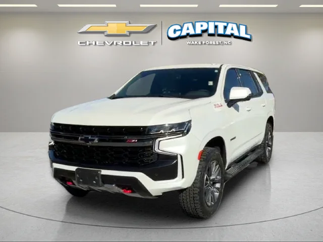 Used 2022 IRIDESCENT PEARL TRICOAT Chevrolet Z71 image 1