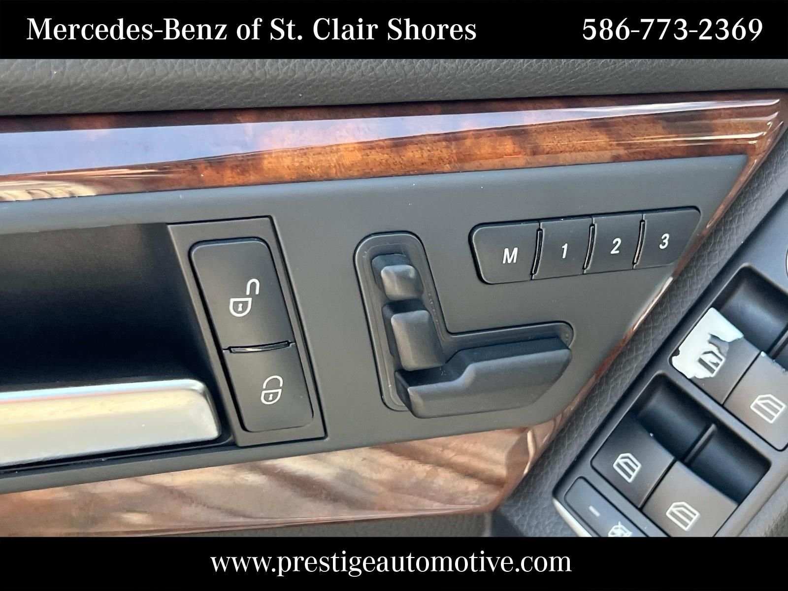 Used 2015 Gray Mercedes-Benz GLK 350 image 17