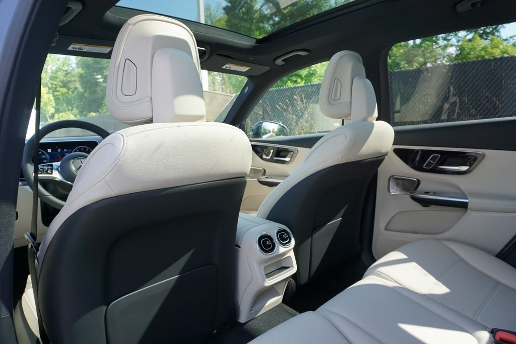 New 2026 Graphite Grey Metallic Mercedes-Benz GLC 300 image 15