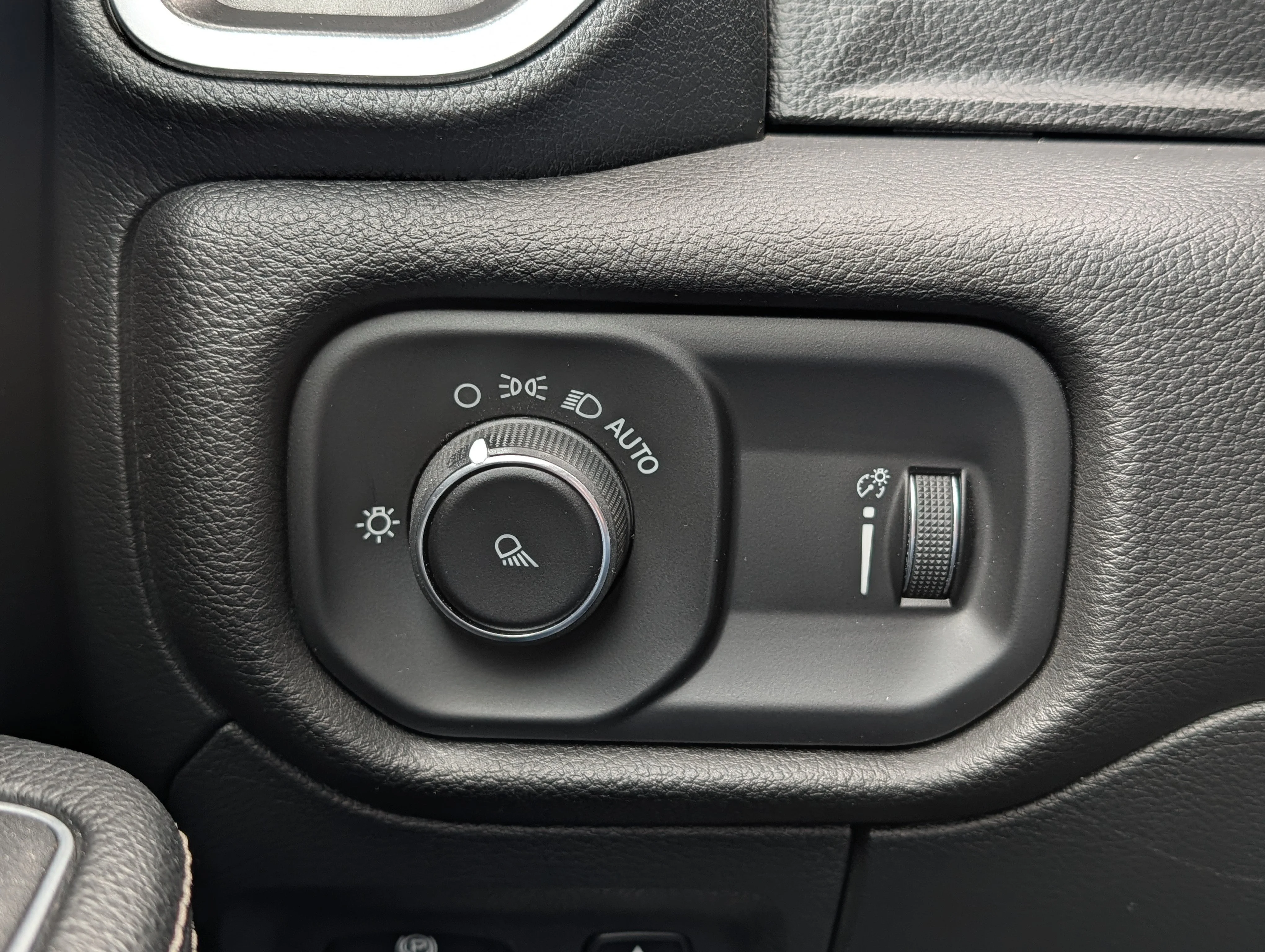 2023 RAM Ram 1500 Pickup Laramie - Photo 31