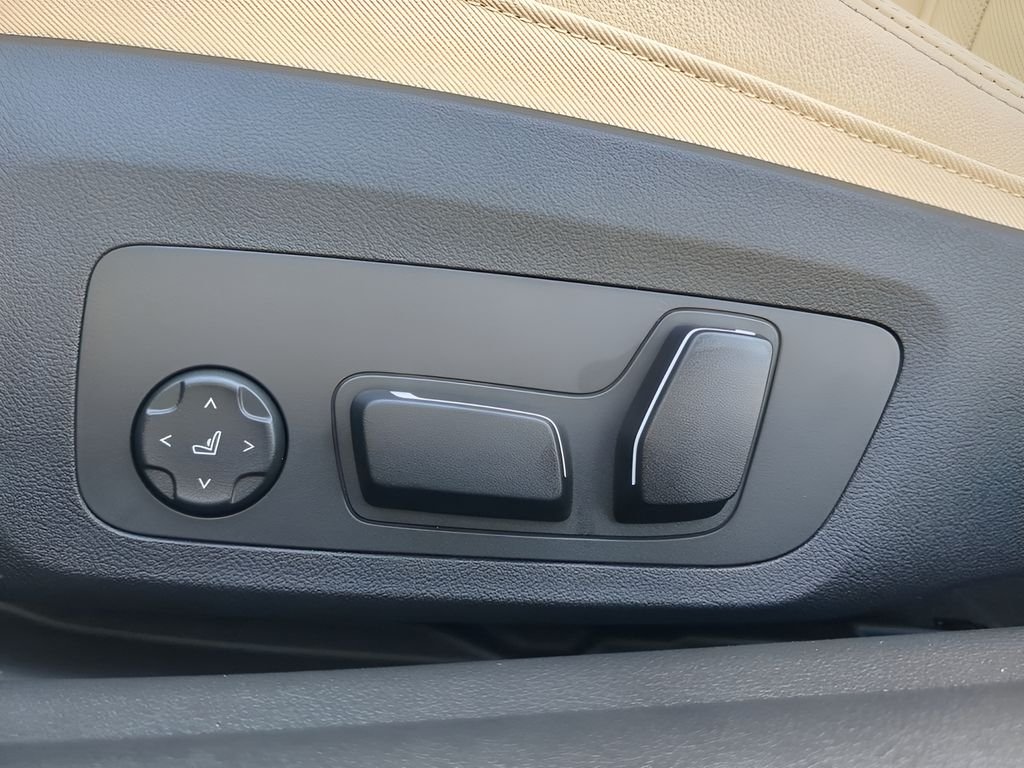 2026 BMW 4 Series 430i - Photo 17