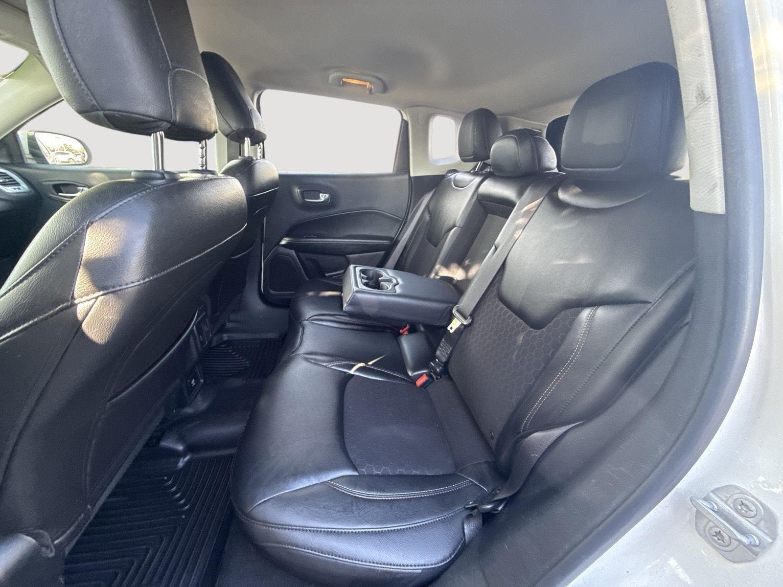 Used 2018 White Clearcoat Jeep Latitude image 32