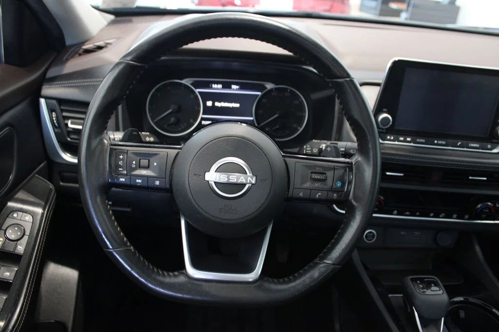 Used 2023 Black Nissan SV image 22