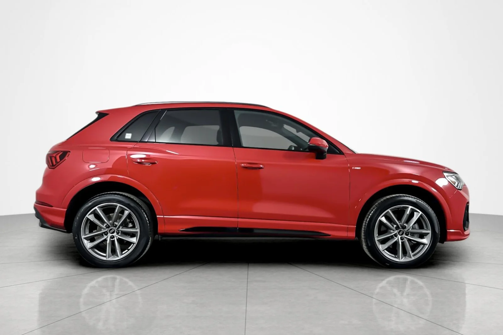 Used 2025 Progressive Red Metallic Audi S line Premium 45 TFSI quattro image 6