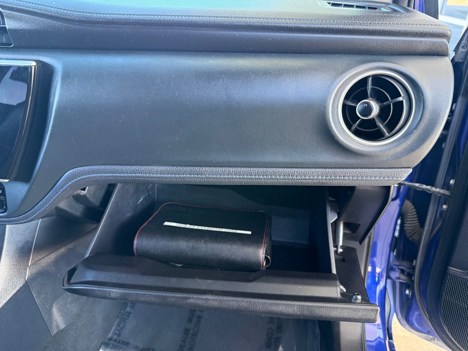 Used 2018 Blue Toyota SE image 30