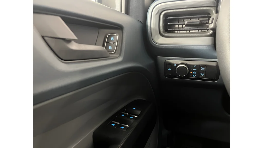 Used 2026 White Ford XL image 22