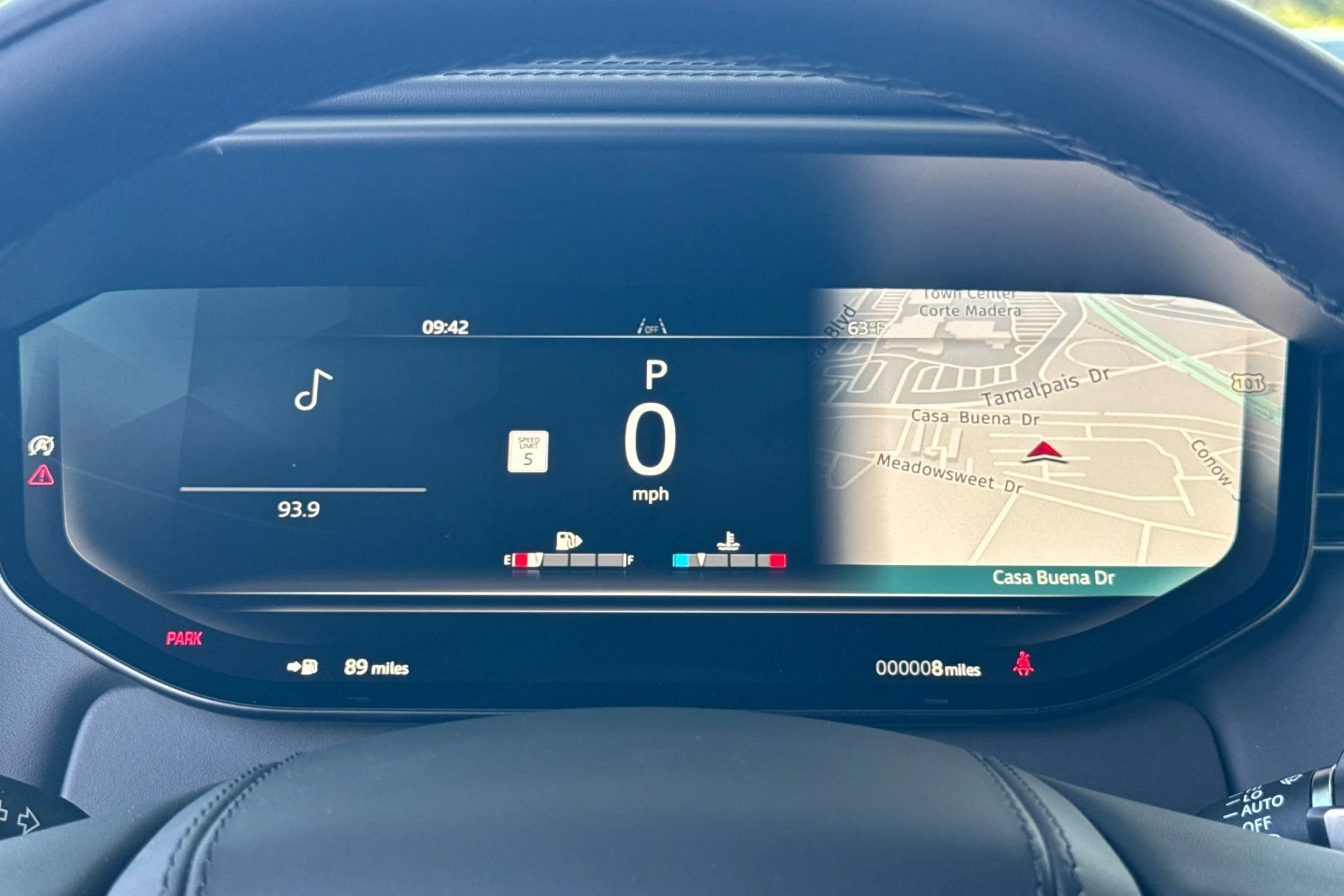 New 2026 Santorini Black Land Rover Dynamic SE image 27