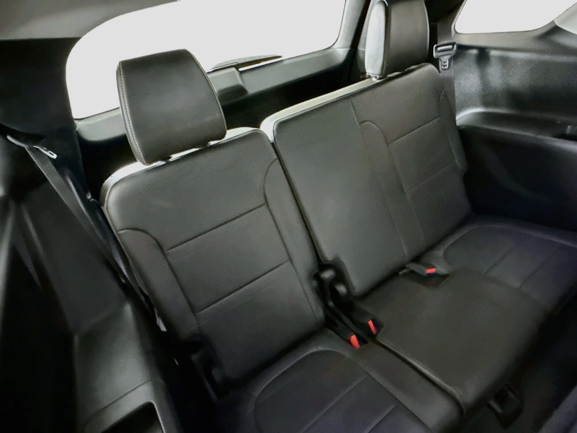 Used 2020 SILVER ICE METALLIC Chevrolet Premier image 30