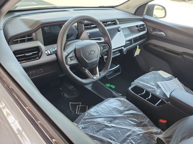 New 2027 Sterling Grey Metallic Chevrolet LT image 6