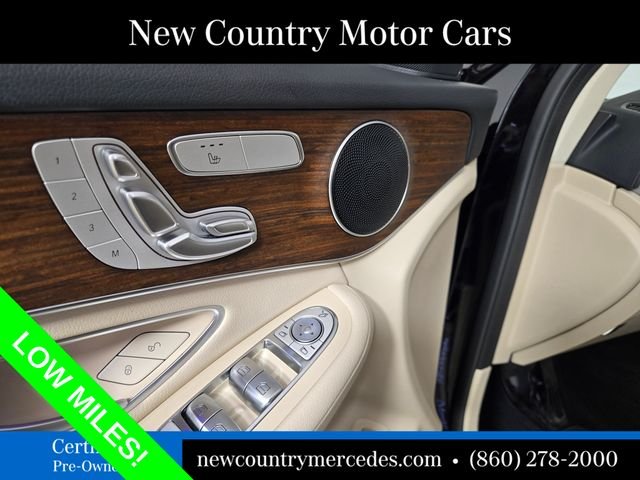 Certified Used 2022 Black Mercedes-Benz GLC 300 image 21
